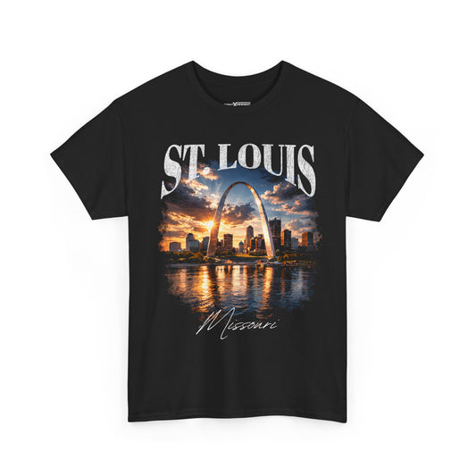 St. Louis Missouri Graphic T-Shirt | Gateway Arch Midwest River City Pride Souvenir Streetwear Unisex Gift Tee